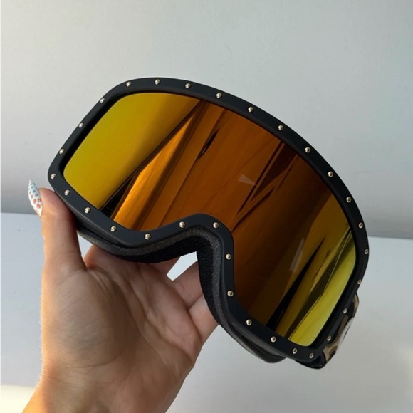 Celine Ski Goggles - Black and Gold - Picture 3 of 4